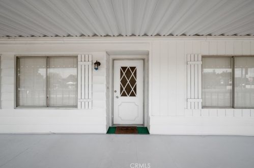 19841 Grand Ave, Lake Elsinore CA  92530-6432 exterior