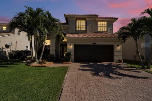 5311 148th Ave, Hollywood, FL 33027-3678