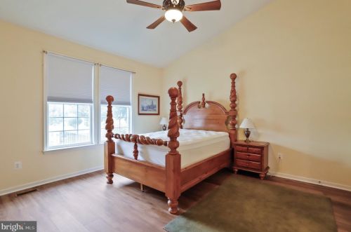 1142 Dallas Dr, Upton PA  17225-8535 exterior