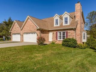4220 Nickleby Ct, Kingsport, TN 37663-4316
