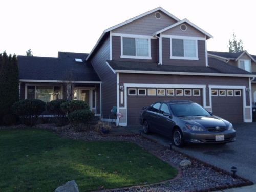 8212 133rd St, Puyallup, WA 98373-2592