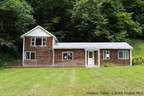 49 Broadstreet Hollow Rd, Shandaken, NY 12480-5012