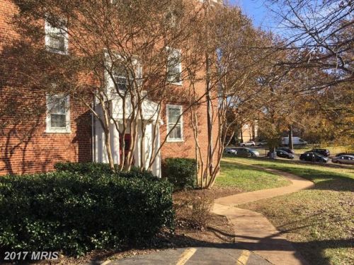 3831 Rodman St, Washington, DC 20016-2817