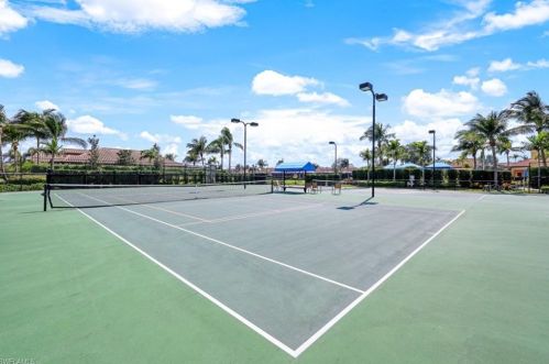 9155 Isla Bella Cir, Bonita Springs FL  34135-7198 exterior