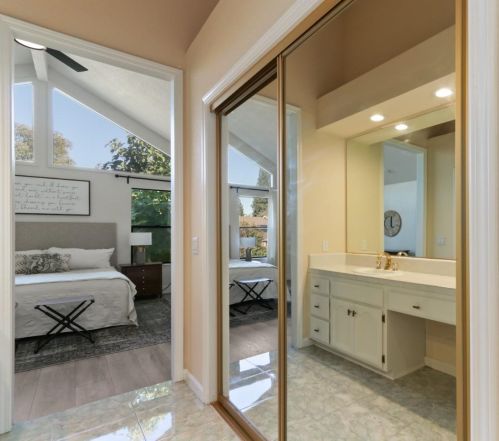 2121 Campton Cir, Rancho Cordova CA  95670-8348 exterior