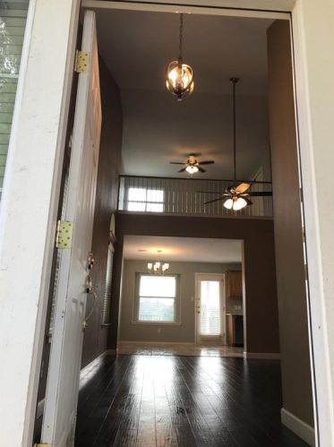 10516 Dunham Forest Rd, Austin, TX 78717-4446