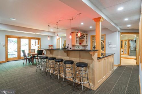 5 Gregory Ln, Newtown Square PA  19073-1518 exterior