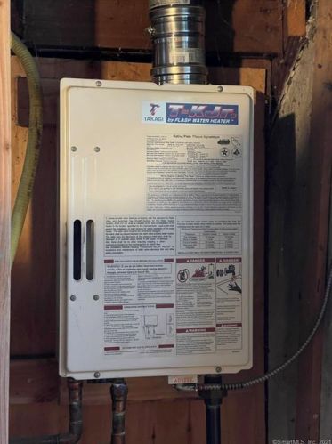 3 Griswold Ct, United States Coast Guard Ac CT  06320-5209 exterior