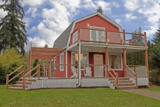 12525 20 Ave, Seattle WA  98168-2308 exterior