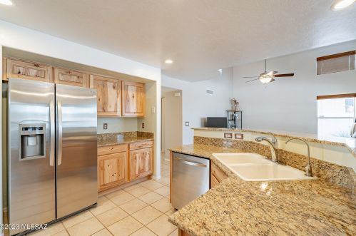 170 Eastern Dawn Ave, Tucson AZ  85748-1708 exterior