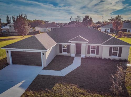 18814 42nd Rd, Town Of Loxahatchee Groves, FL 33470-2382