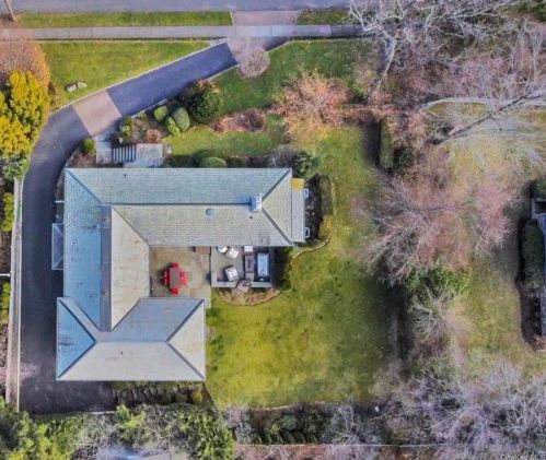 129 Loring Ave, New Rochelle NY  10803-2013 exterior