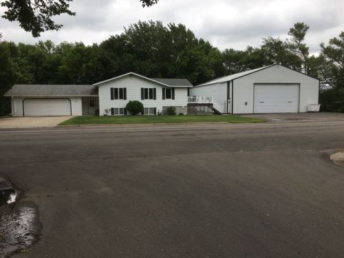 755 1st St, Cottonwood, MN 56229-1203