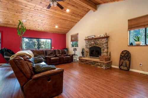 4116 Blackhawk Dr, Willits CA  95490-9728 exterior