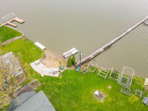 7407 136th Ln, Cedar Lake IN  46303-9192 exterior