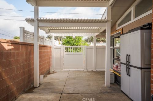 523 Devon Rd, Orange CA  92868-4148 exterior