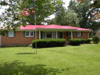 103 Delrose Dr, Portland, TN 37148-2202