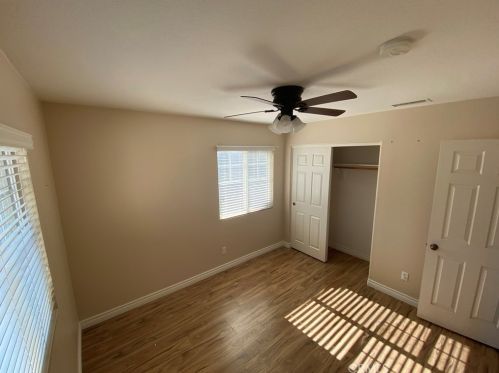 1323 Burdock St, Beaumont CA  92223-8301 exterior