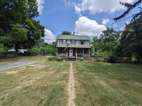 69 Jessup Switch Rd, Florida, NY 10921-2900