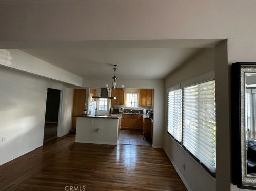 8154 Wakefield Ave, Van Nuys CA  91402-5329 exterior