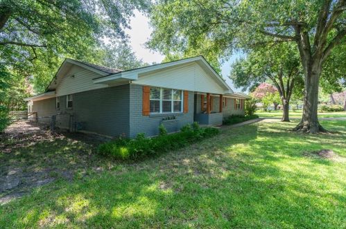 5607 Kayway Dr, Greenville TX  75402-6413 exterior