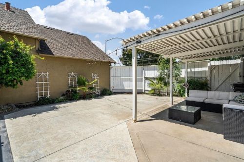 2800 Belharbour Dr, Modesto CA  95355-9201 exterior