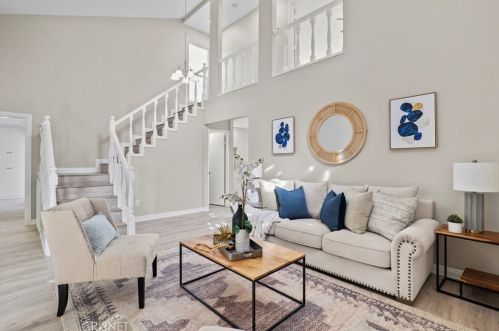 2660 Maryknoll Dr, Colton CA  92324-3712 exterior