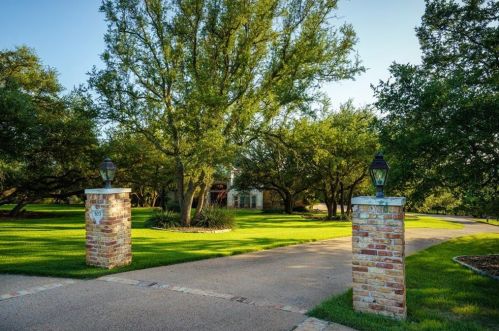 503 Goldridge Cir, Georgetown, TX 78633-1978