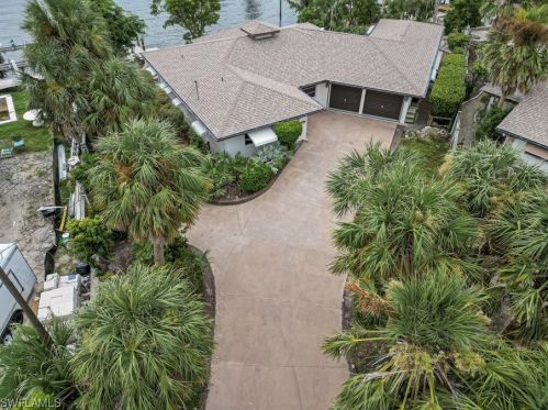 2179 Lemon St, Saint James City FL  33956-2025 exterior