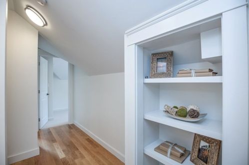 33 Pickering St, Danvers MA  01923-2017 exterior