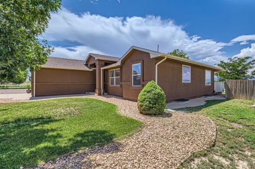 817 Rosa Linda Dr, Pueblo CO  81007-2026 exterior