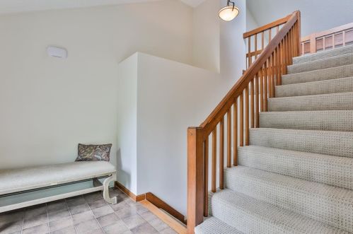 26 Wright Rd, Hollis NH  03049-6154 exterior