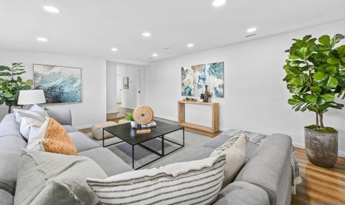 4031 Datcho Dr, San Diego CA 92117-4621 exterior