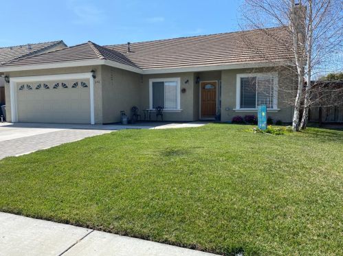 640 Gabriele Ct, Hollister CA  95023-3478 exterior