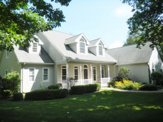 102 Bentley Cir, Goshen, CT 06756-1722