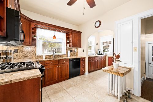 105 7th St, Scanlon MN  55720-1802 exterior