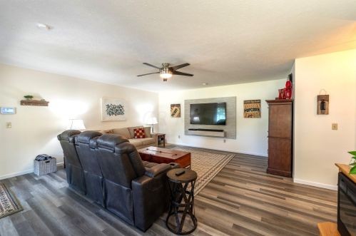 1440 Choctaw Dr, London OH  43140-8728 exterior