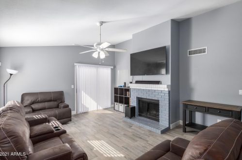 6441 Golden Ln, Glendale AZ  85302-4440 exterior
