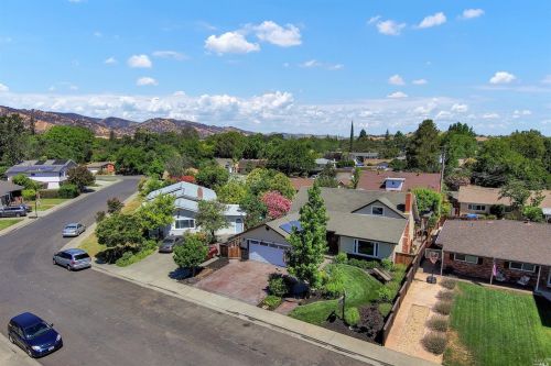 73 Westwood St, Vacaville CA  95688-3625 exterior