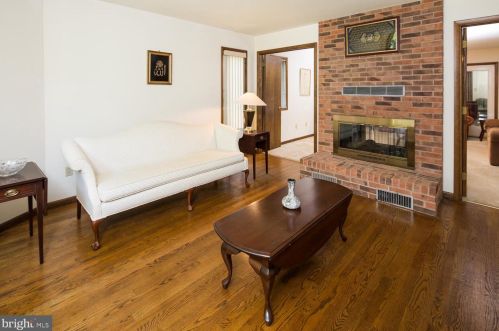 2073 Brackenville Rd, Hockessin, DE 19707-9569