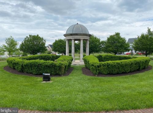 35 Chadwick Dr, Charles Town WV  25414-4464 exterior