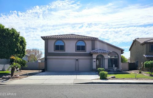 7657 Marlette Ave, Glendale, AZ 85303-4216