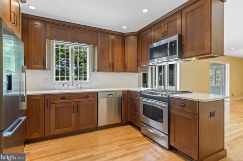 144 Oldbury Dr, Wilmington DE  19808-1420 exterior