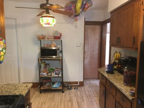 221 New St, West Paterson NJ  07424-3329 exterior