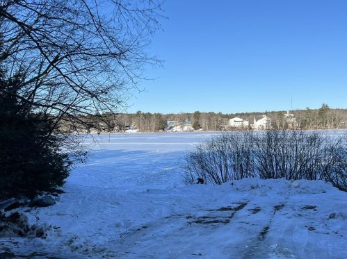 1 Ash St, Northwood NH  03261-3906 exterior