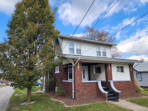 909 Ryan Ave, New Castle, PA 16101-4409