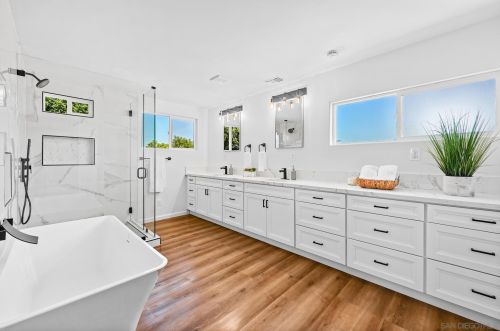 4031 Datcho Dr, San Diego CA 92117-4621 exterior