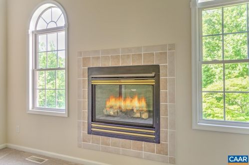 17 Shortwood Cir, Bybee VA  22963-2747 exterior