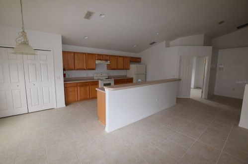 662 Basingstoke Ct, Kissimmee FL  34758-2719 exterior