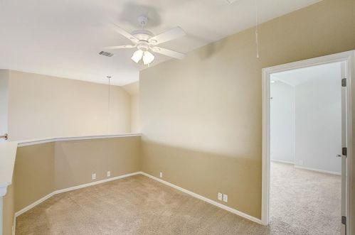 125 Sweet Gum, Uhland TX  78640-5961 exterior